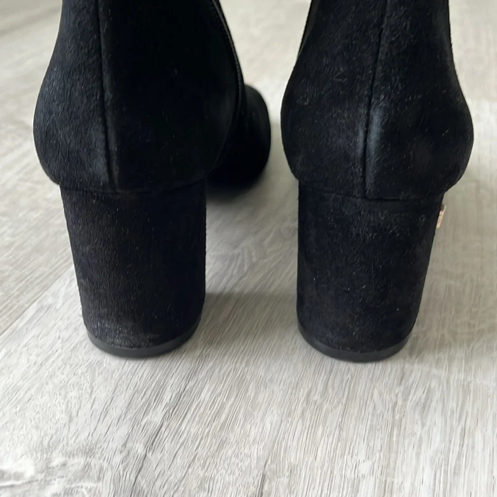 Ted Baker Neomie‎ Suede Block Heeled Ankle Boots Zipper Gold Black Womens 9 / 39